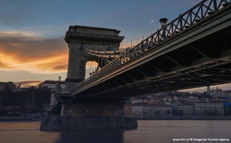 Budapest Kettingbrug © Hungarian Tourism Agency.jpg