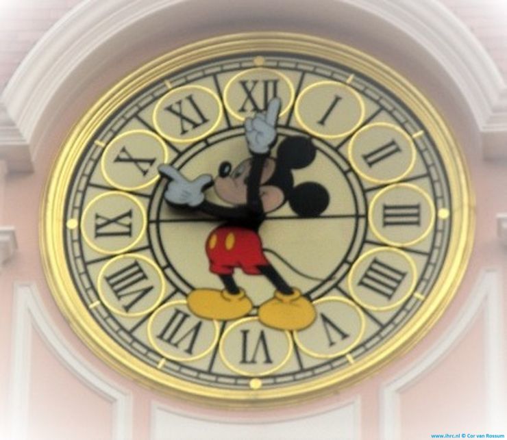 Klok Mickey © Cor van Rossum.jpg