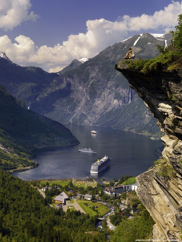 Flydalsjuvet - Geiranger © Per Eide – VisitNorway.com.jpg