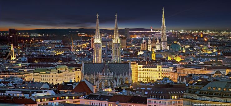 Stadtansicht Wien bei Nacht © Österreich Werbung – Julius Silver.jpg