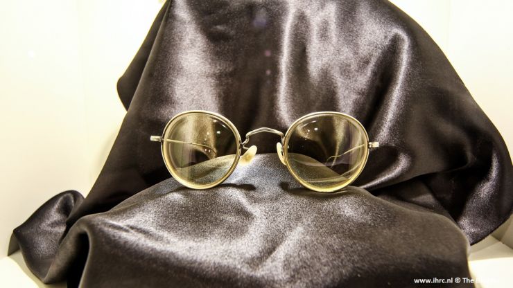 John Lennon's spectacles © The Beatles Story.jpg