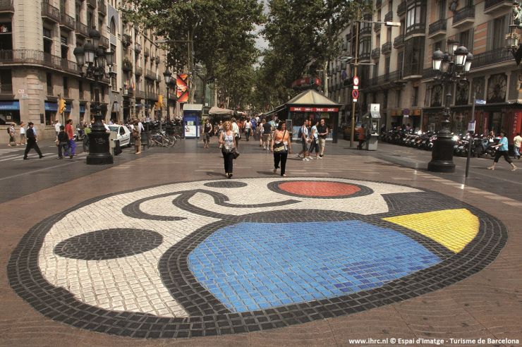 La Rambla © Espai d'Imatge - Turisme de Barcelona.jpg