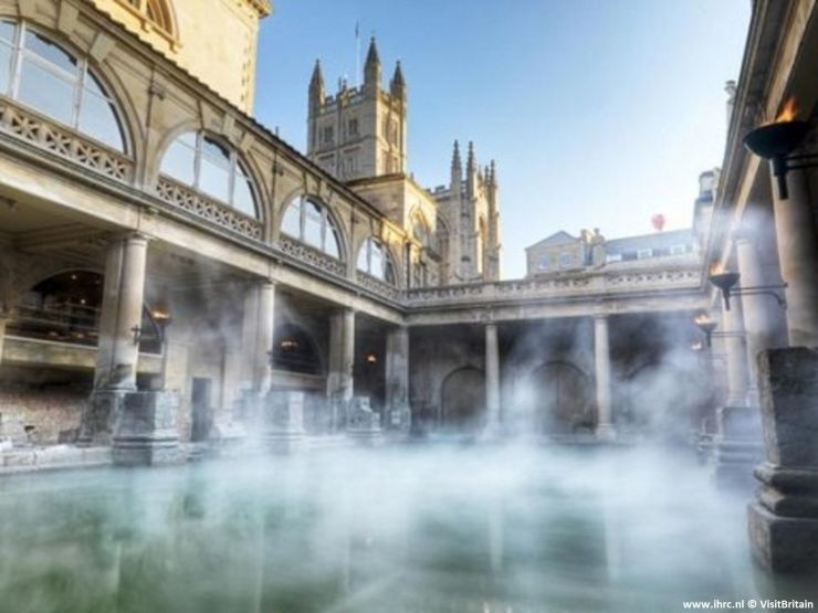 Bath - Romeinse baden © VisitBritain.jpg
